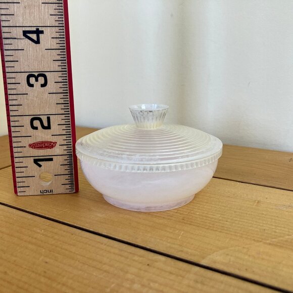 Fosta Celluloid Powder Box with Lid Pale Pink Vintage Trinket Bowl Dish - Picture 3 of 6